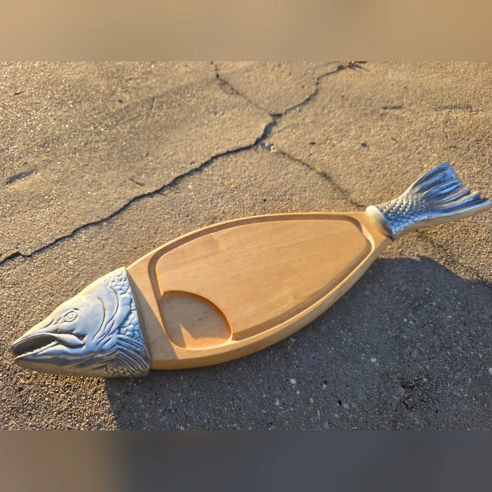 Decorative Fish-Shaped Serving Board - Natural Wood with Silver Accents - Picture 3 of 7